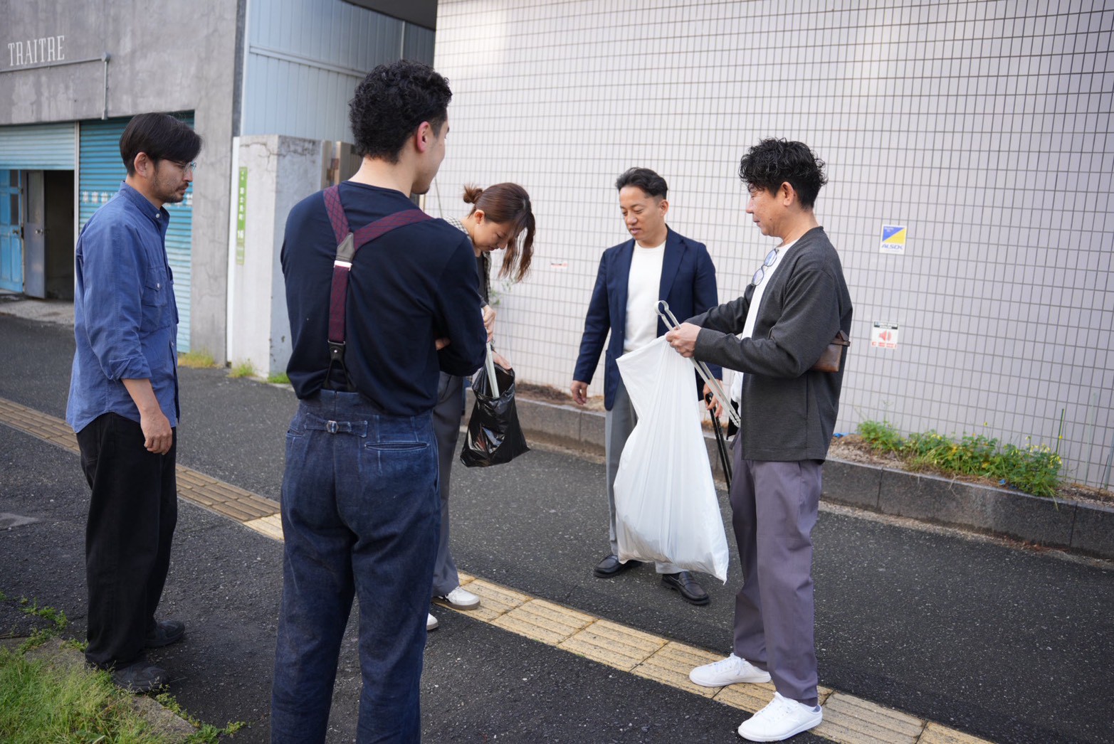 第一回ゴミ拾い活動の様子4